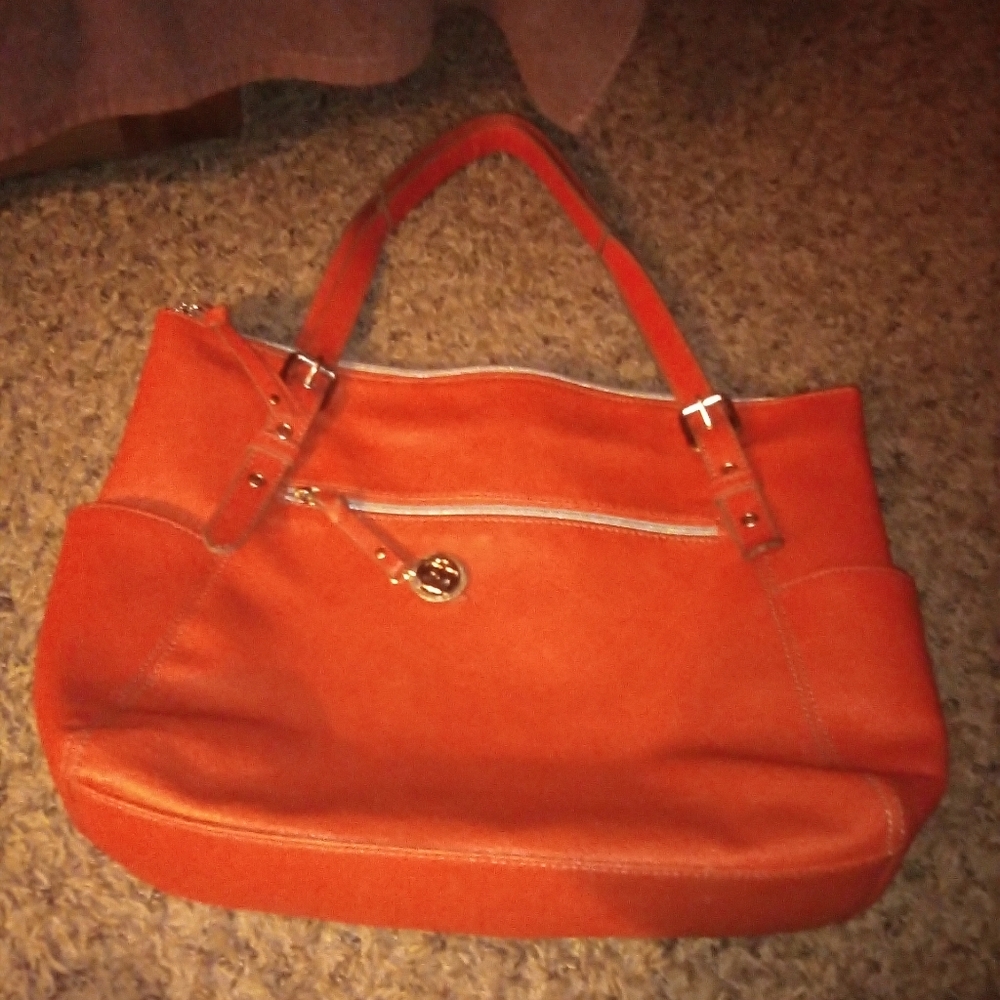 Purse.